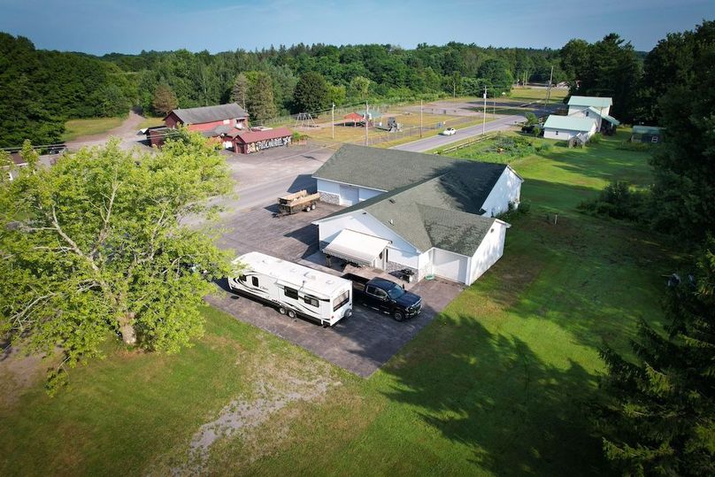 Oswego_1.79_Paro_Photos_30