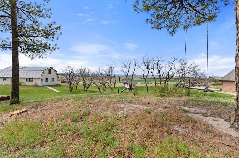 142b - Yard