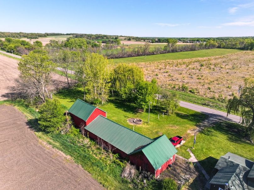 15936 W Beloit Newark Rd-25