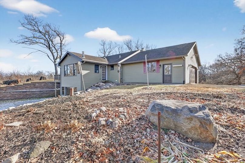 50-8801-N-Serns-Rd-Windowstill