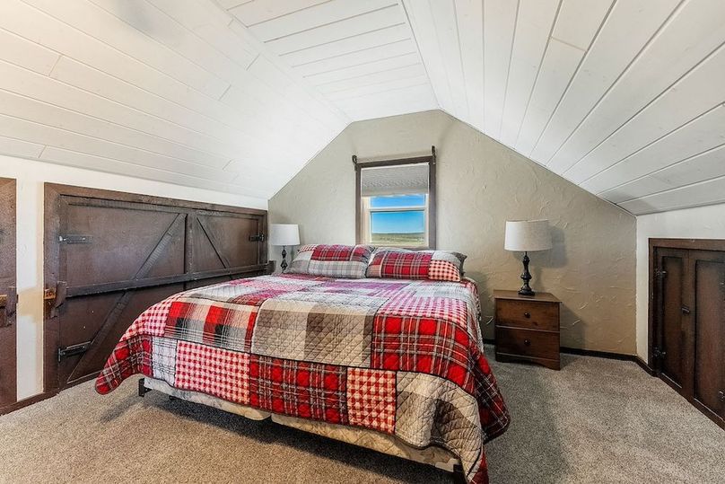 17-web-or-mls-120 SE Lake Dr-6