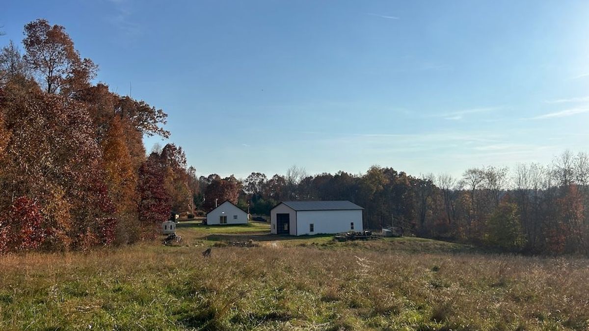 A 5-Acre Retreat In Coshocton County With A Ranch Home, Pole Barn, And ...
