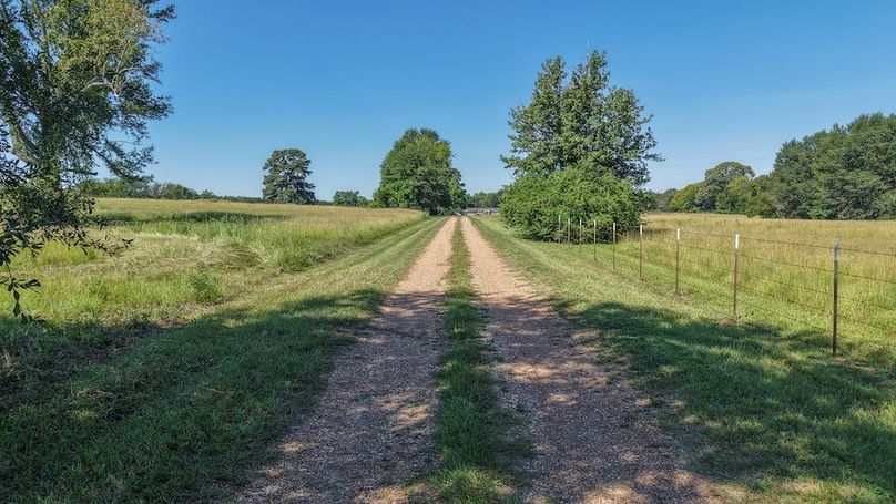 DJI_20250909112401_0004_D