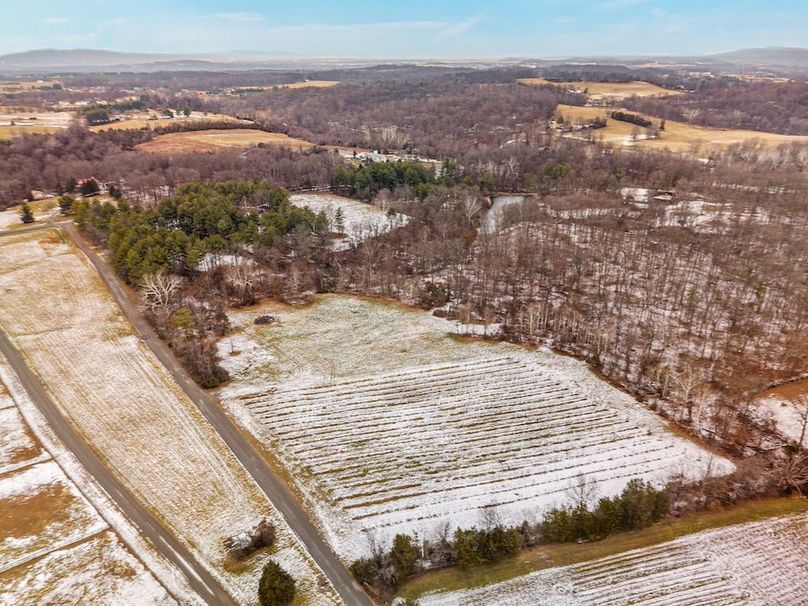 83-DJI_20251217140700_0148_D_43301 Spinks Ferry Rd - Absolute Altitude -12 - 2025 - 70