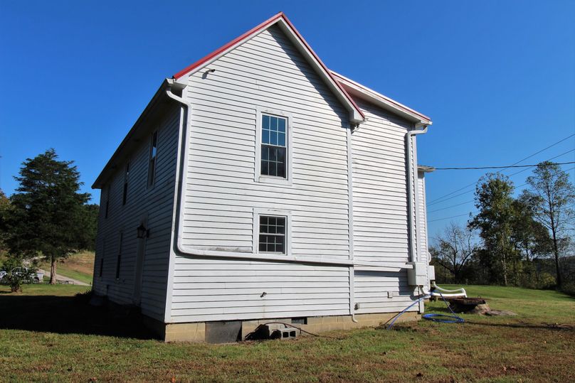 012 back right of farmhouse