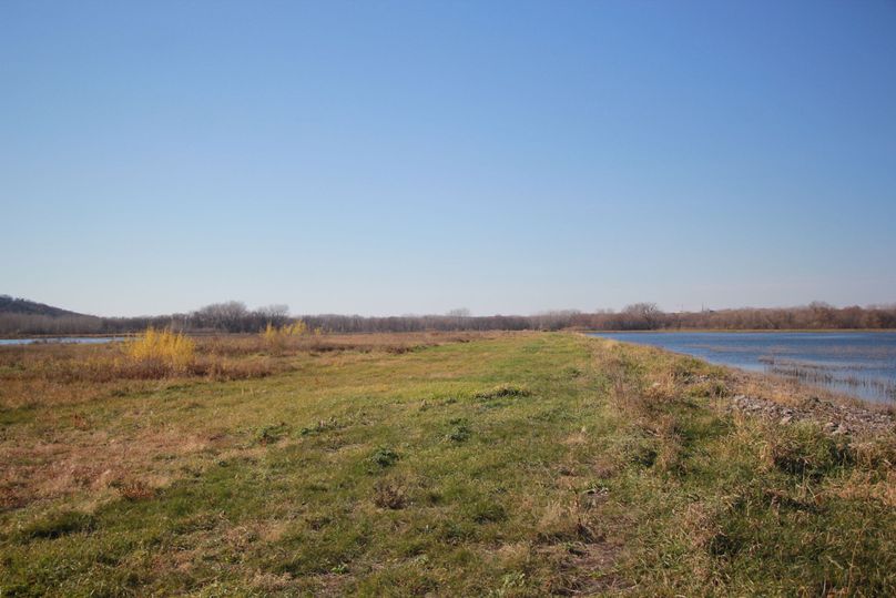 Pic 19 middle access trail 