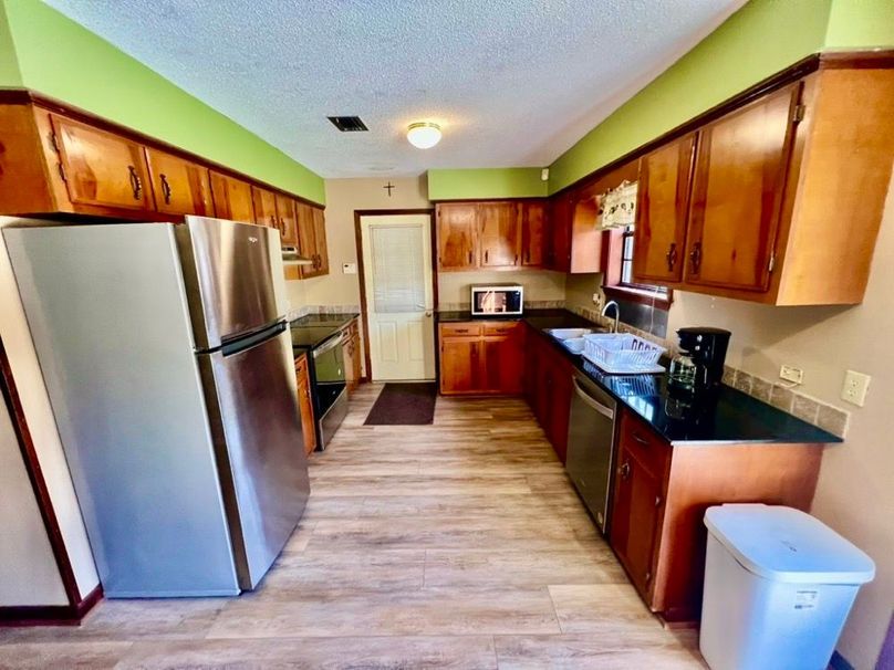 6D226A6A-698E-4207-A41A-C98900DAFA0B_1_105_c-2