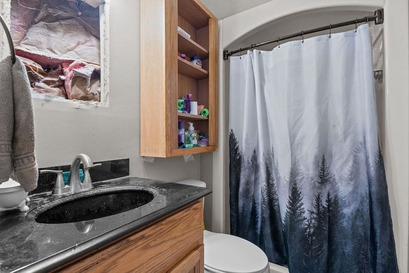 Copy of 46-web-or-mls-DSC03621