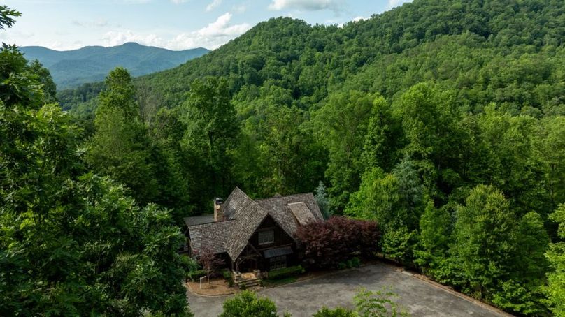 32 Featured_ProPhoto-68