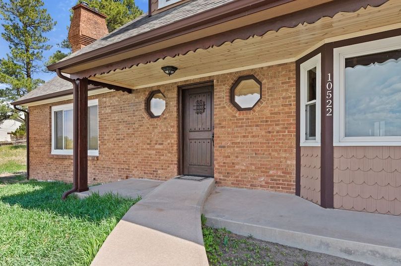 148 - Front Entry