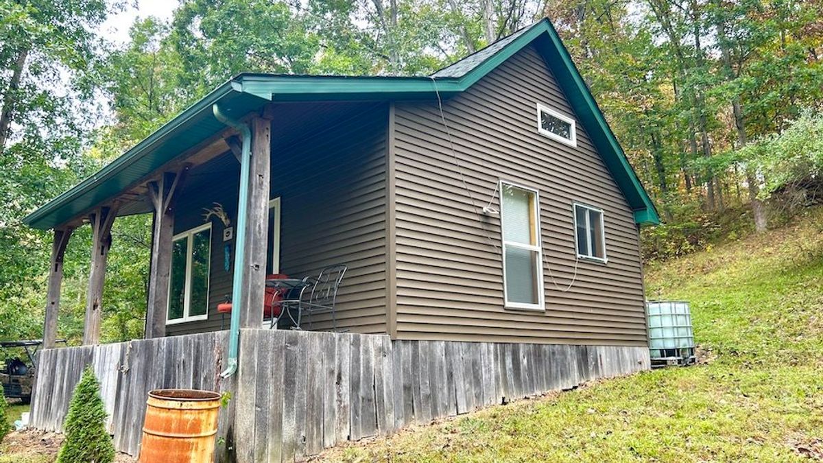 Curated visual reference: Private Off Grid Hunting Cabin With Trails And Food Plots Photo Inspiration