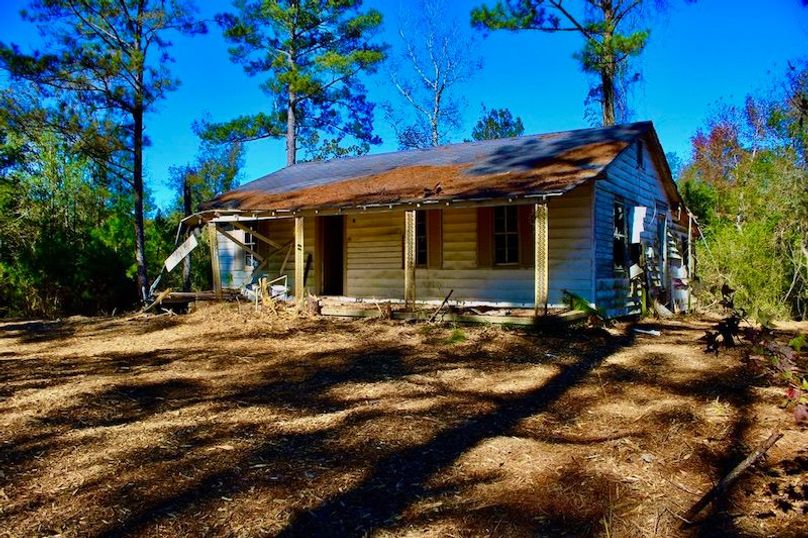 38EC621A-E1C5-463F-855D-F4CA1FC2F160_1_105_c