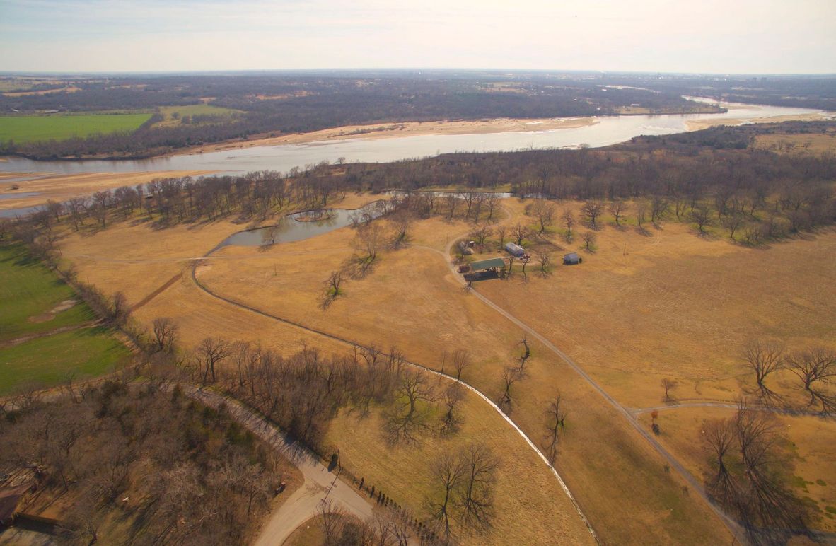 Poncacityok acrage-001 - beautiful arkansas river property with tons of possibility