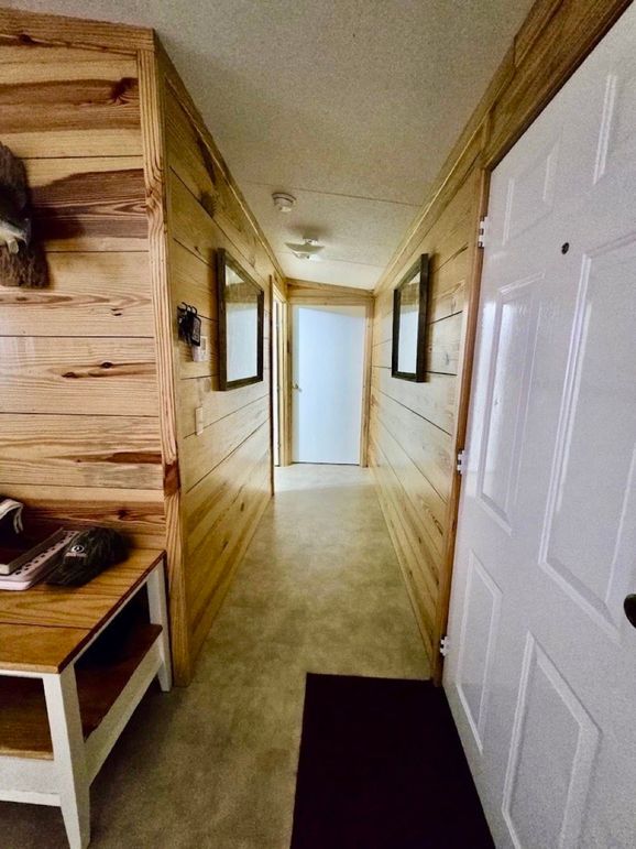 E036BF0A-9DF8-4520-A72B-99D5DBA5A1EB_1_105_c-2