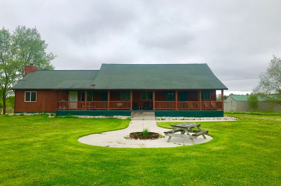 3 lodge  pole barn