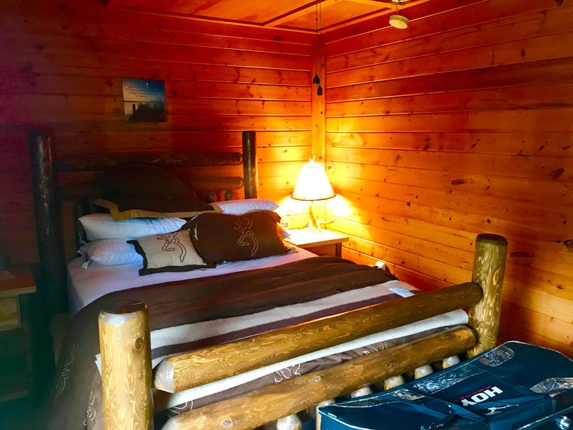 74 suite master bedroom