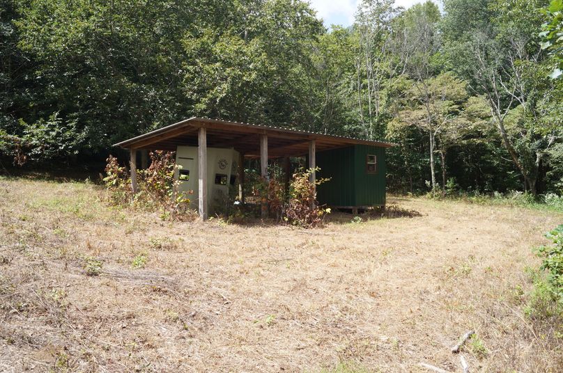 22.pole barn with tool shed