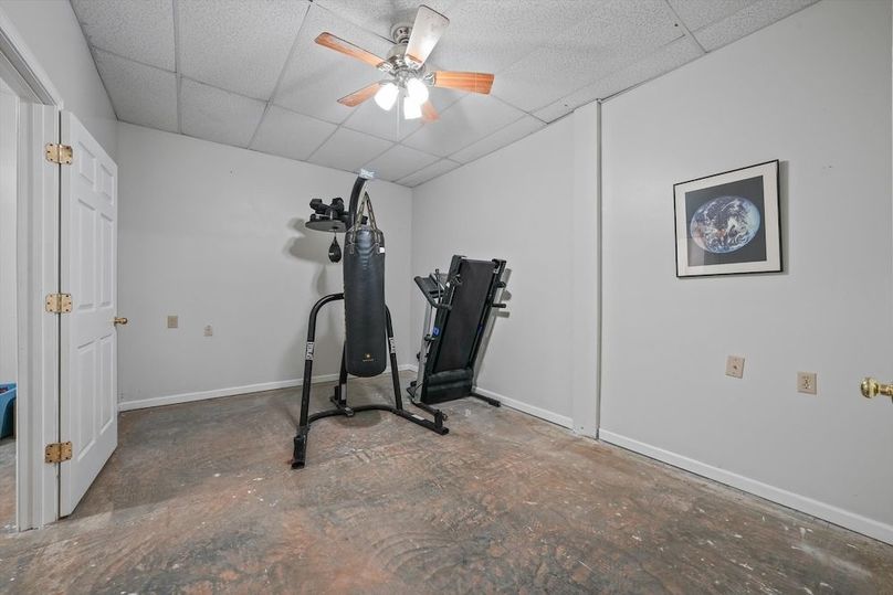 30-2869 Persian Ln27