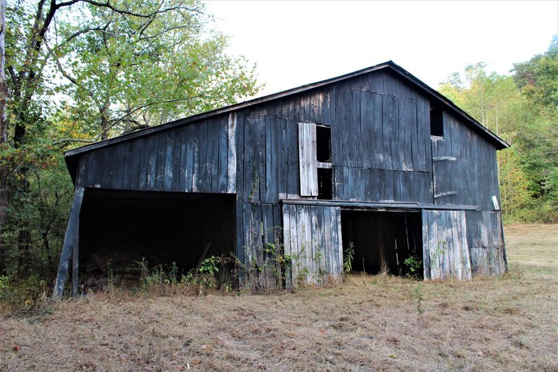 004 the old tobacco barn, good for storage or storing hay
