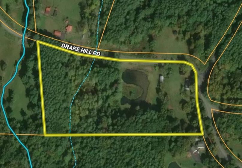 80P GC 60.99 Lot#1 Water features Map