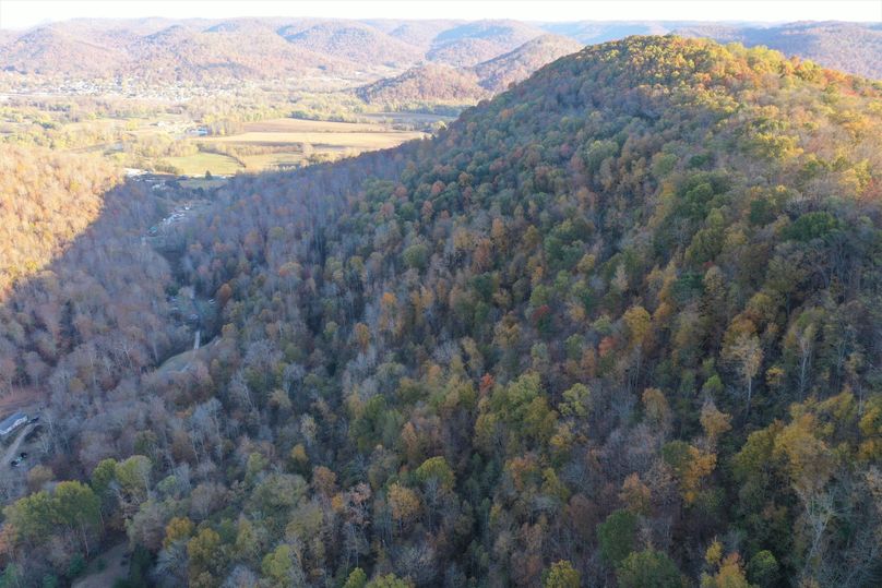 006 drone shot from the south boundary looking to the north down the valley