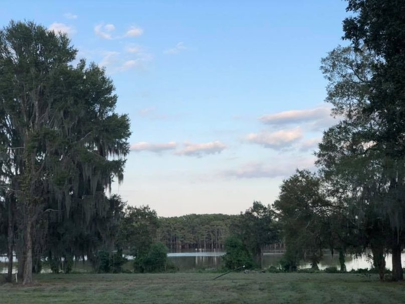 70255316 100409211366284 5551953835259330560 n