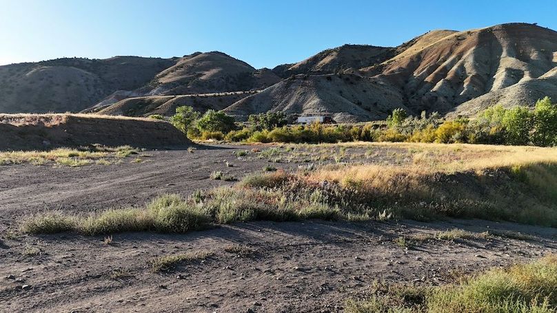 Salina Creek Acreage with Water Rights12