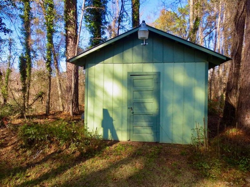 AF886600-AC73-4A13-B5BB-60F33B9E9538_1_105_c