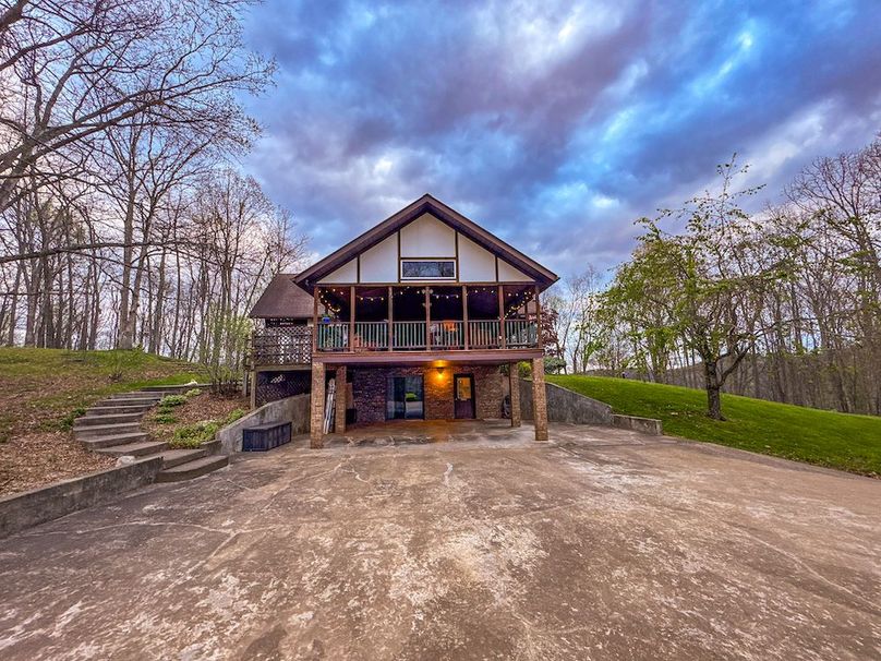 Calhoun, WV 132.84 AC Szegi 2-076