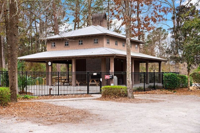 69-web-or-mls-Barclay Media Co_-10 (2)