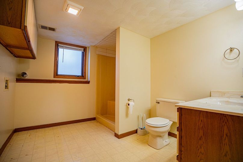 106 splendor ct. Stillman Valley-38