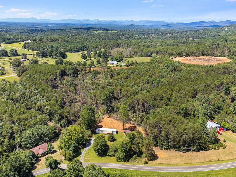 27-web-or-mls-211-luckadoo-rd