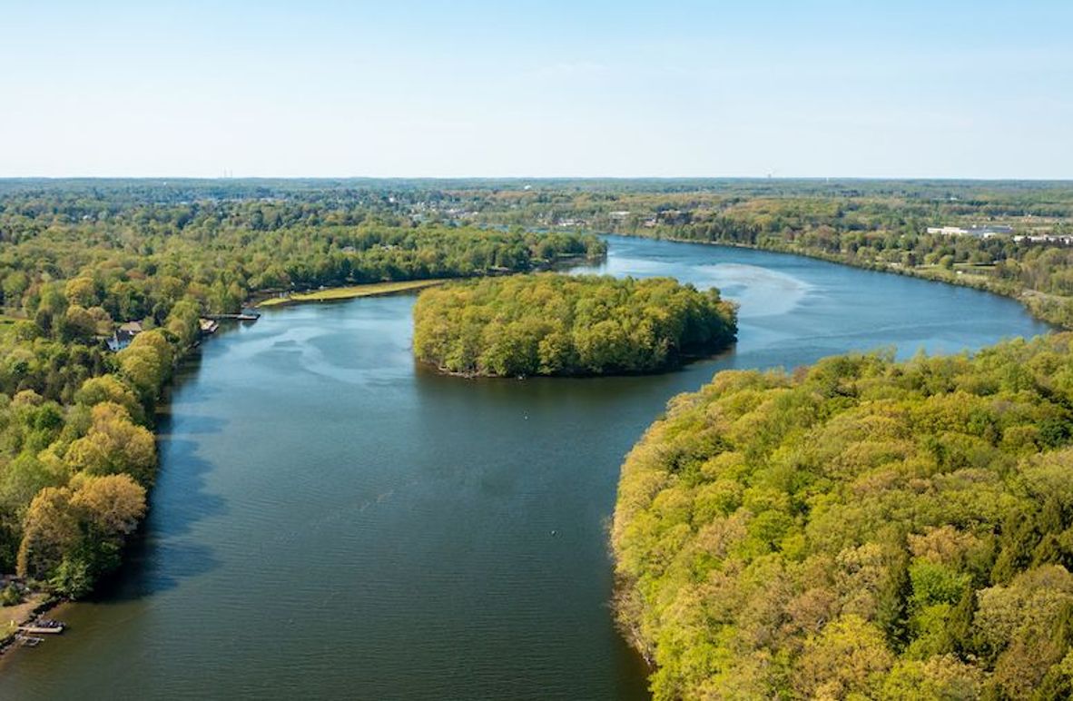 Oswego_10.66_Big_Island_Photos_3