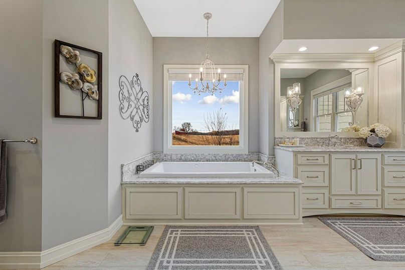 Pic 20 Main bathroom