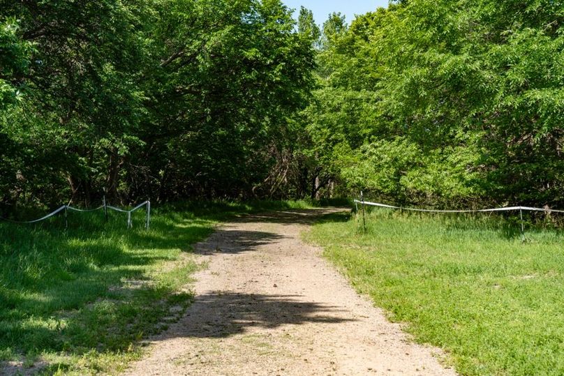 Smith Co, 32.9_052