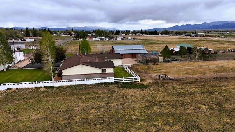 Home and Hobby Farm27