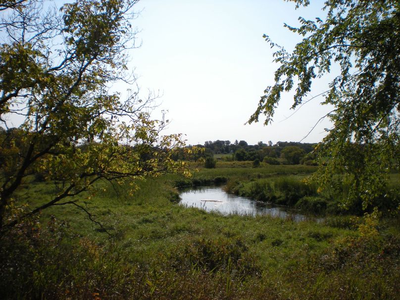Sdemuth farm east at river