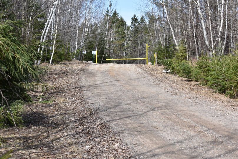 20 gate to peaceful court 