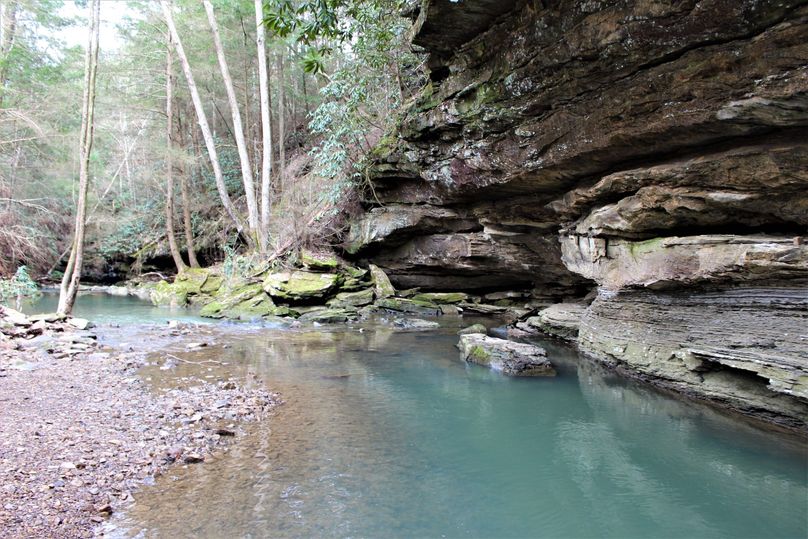 003 scenic rock features along wild dog creek