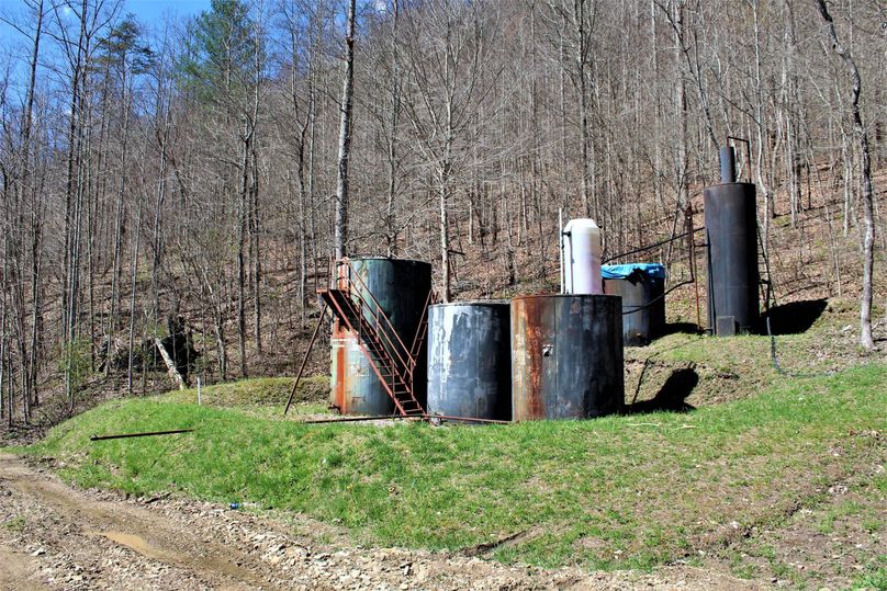 009 main storage for inactive oil wells