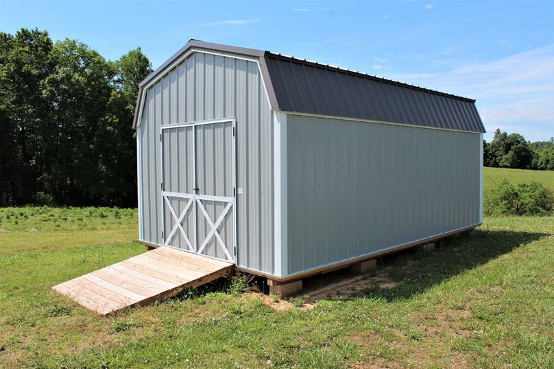 032 additional storage in this newly constructed shed