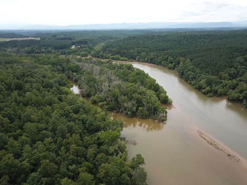 006 aerial of river frontage 