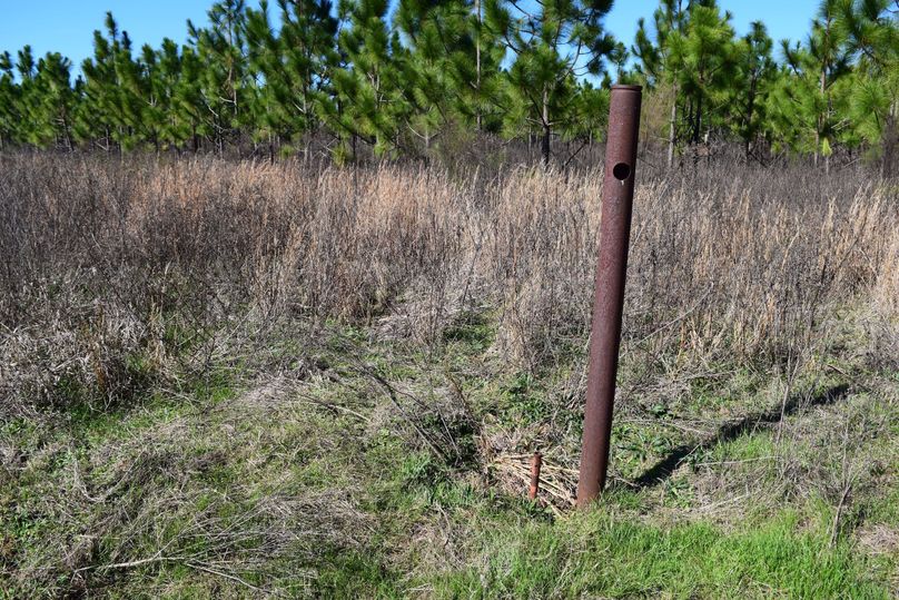 23 corner property marker