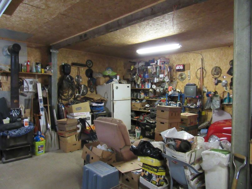 Garage area (3)