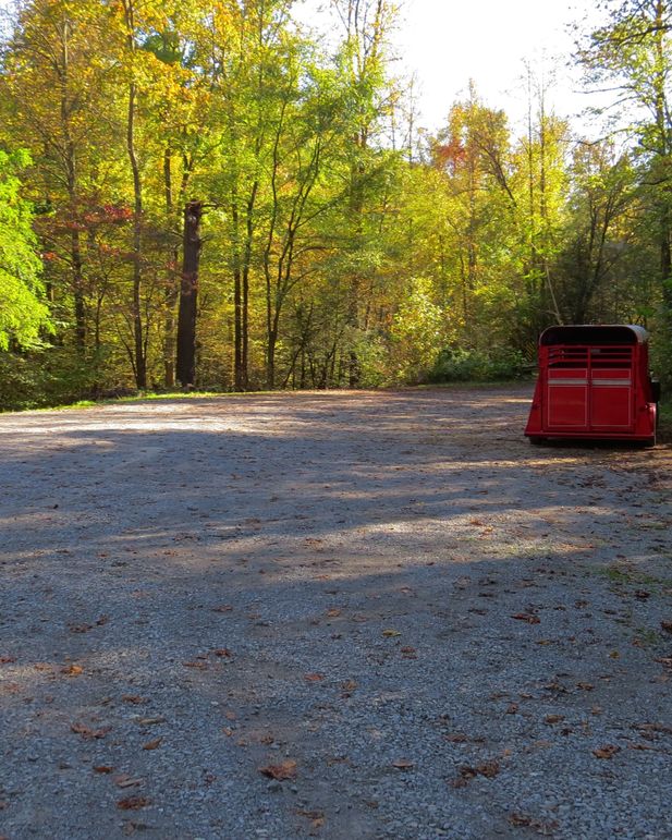 Img 4452 parking lot in cherokee national forest