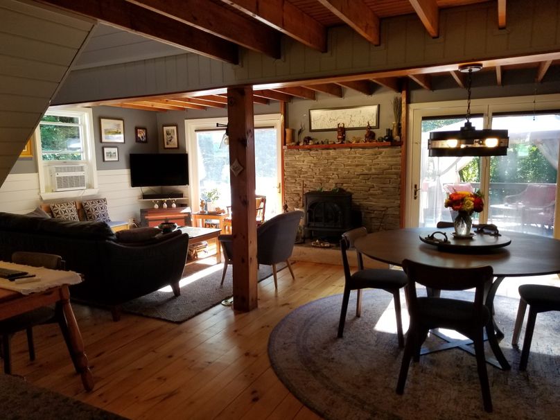 B4.  hayes living room