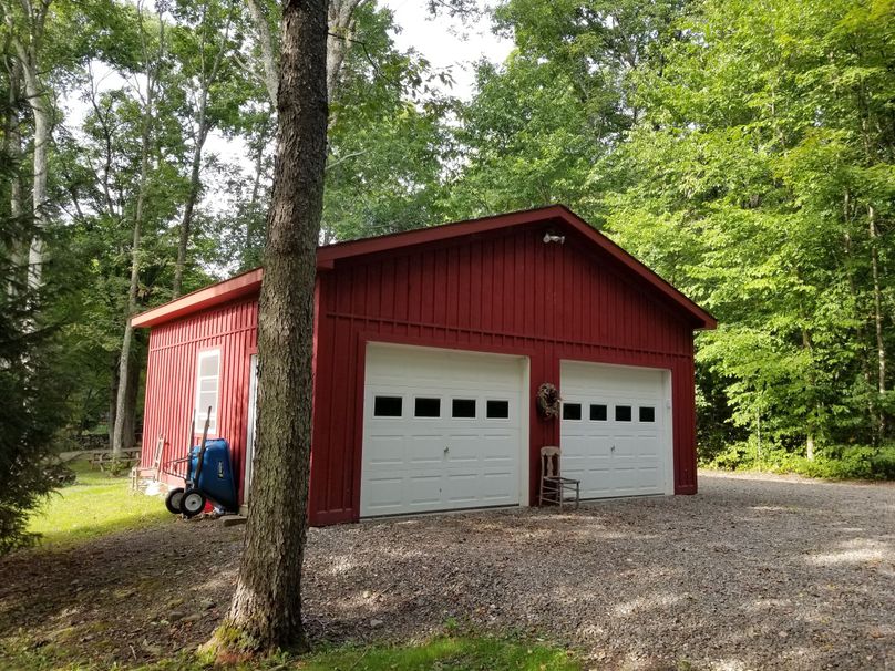 F8 main house garage