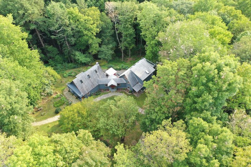 Y9. main house dji 0794