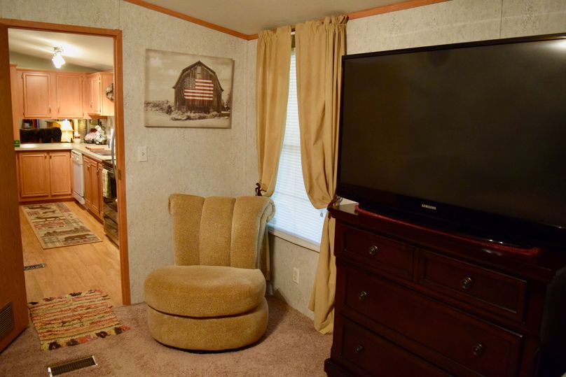 13 master bedroom and big screen tv-2