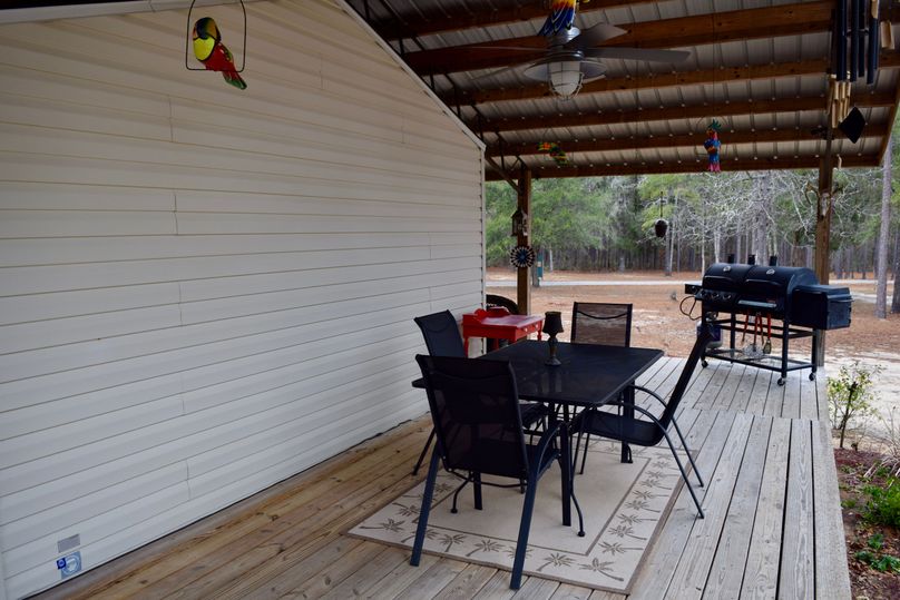 24 outside grilling and dining area-2